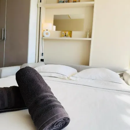 Eden Vue Apartment *