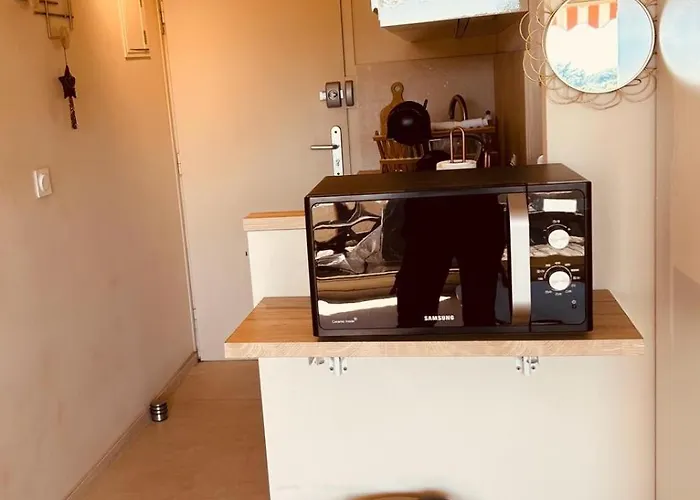 Eden Vue Apartment *